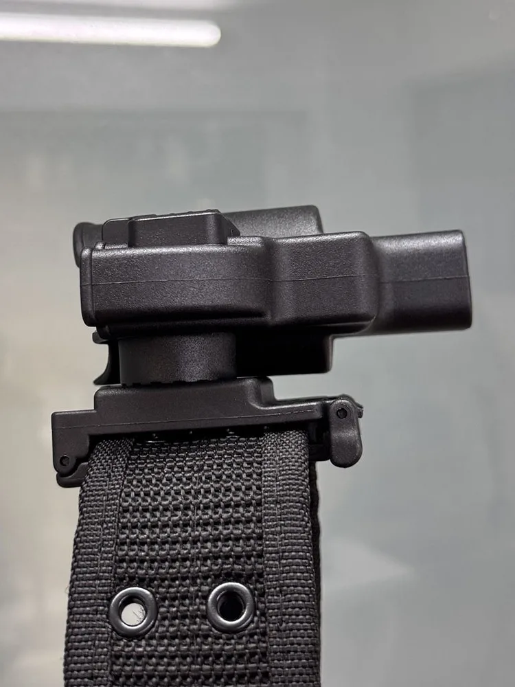 Quick Draw Belt Holster Cube Tactical Gun Case for Smith M36 Revolver Hong Kong Film Prop Model Toy Collector's Item
