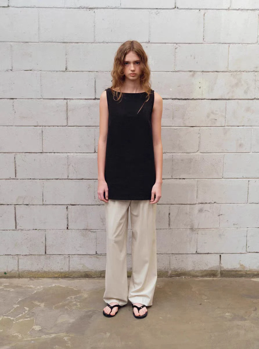 Vestido f de aodão, cor sólida, com design de saia curta simples, sem mangas, com recortes em camadas e estilo verão.