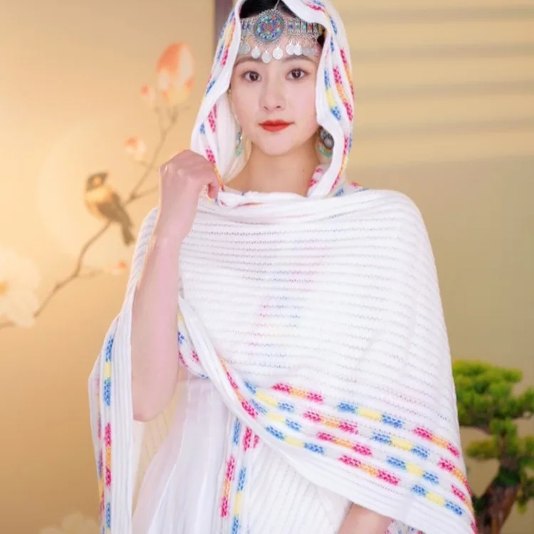 المرأة عارضة تنوعا الحدود الجاكار وشاح شال بسيط أنيق مريح للتنفس الدافئة مقنعين كيب المعطف