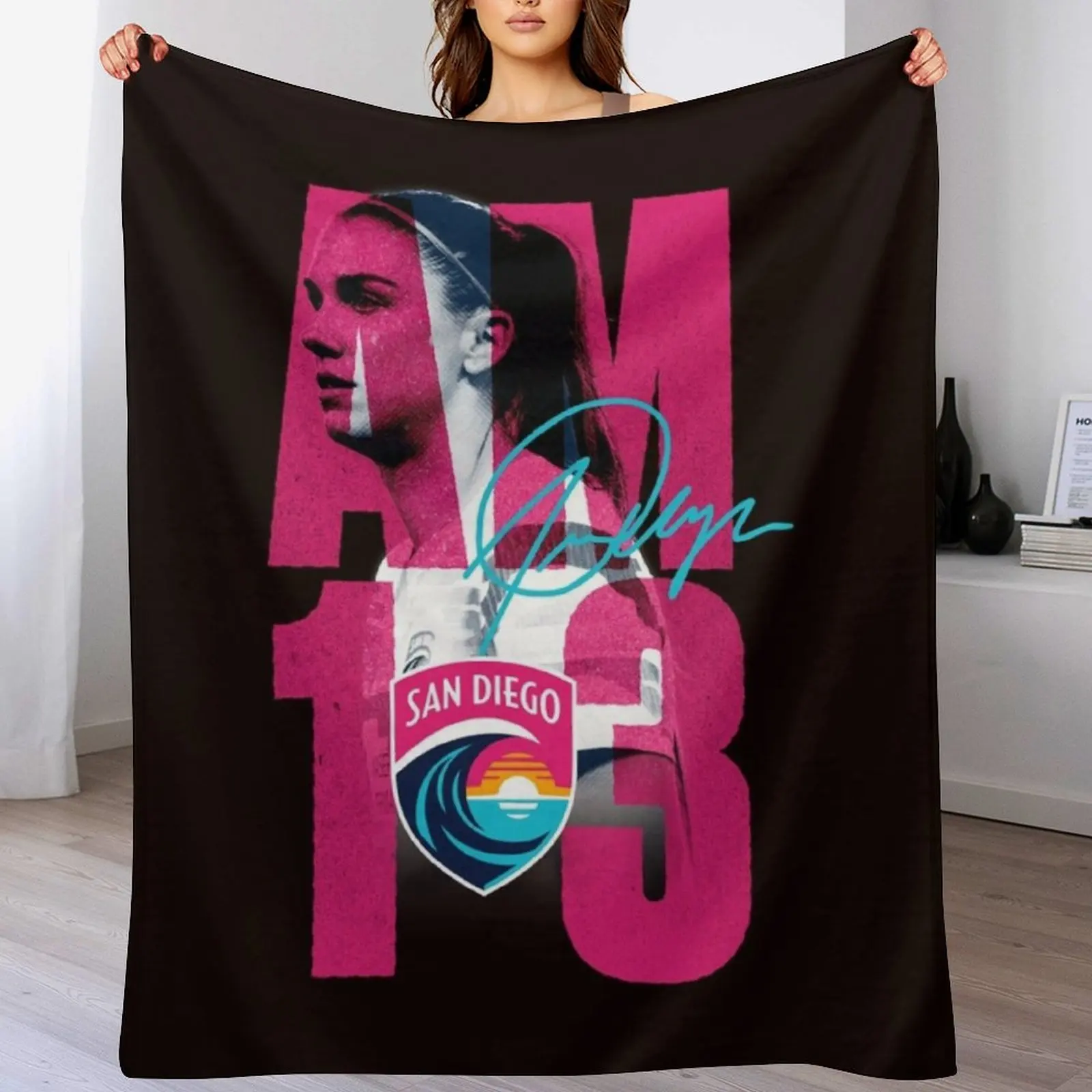 

NWSL Alex Morgan Throw Blanket Breathable Lightweight Blanket for Adults Kids