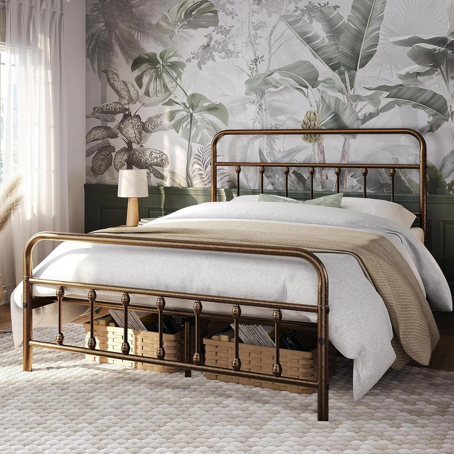 Classic Metal Platform Bed Frame Mattress Foundation with Victorian Style Iron-Art Headboard/Footboard/Under Bed