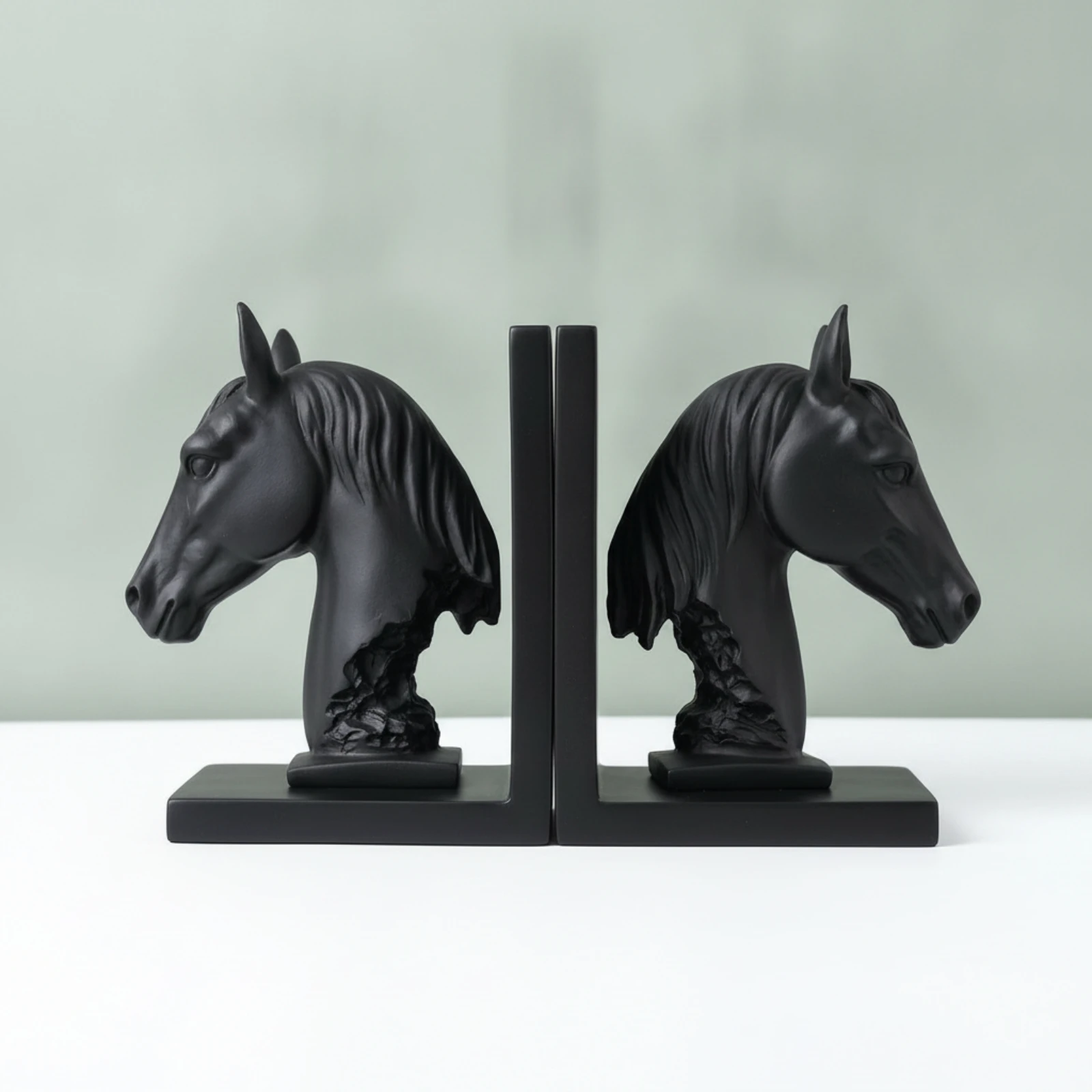 Horse Head Bookends Decorative Bookends with L-Shaped Bases Horse Head Book Holders Compact Shelf Organizers Functional
