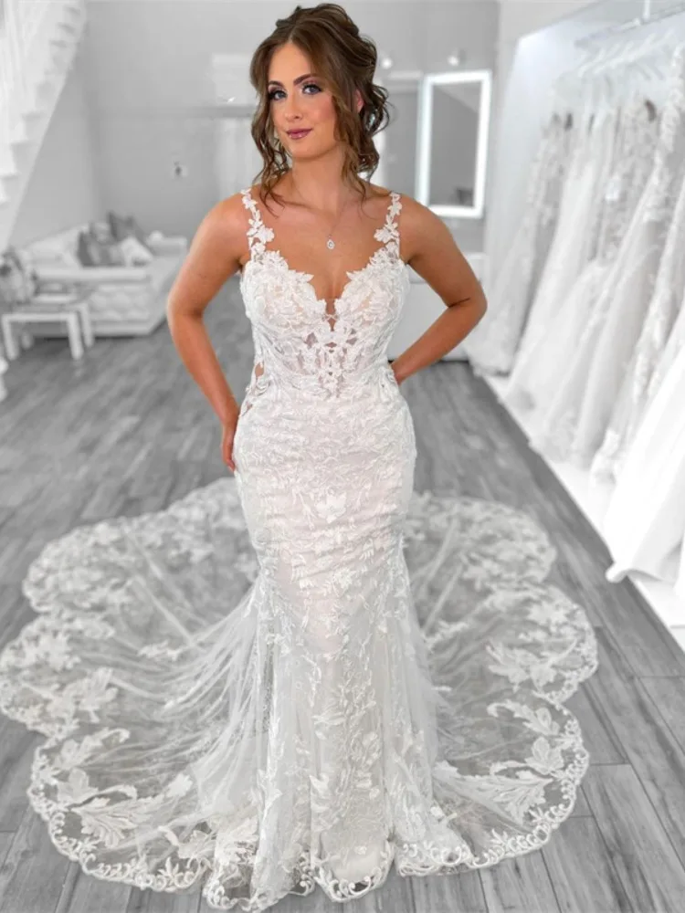 Elegant Mermaid  Wedding Dress Open Back V-Neck Lace Spaghetti Strap Button Back Bridal Gown Vestidos De Novia