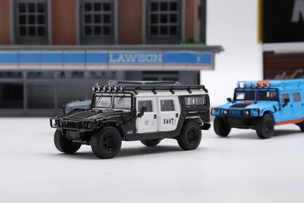 Master 1/64 for Hummer H1 Civilian G-U-L-F Police SUV Diecast Toys Car Models Collection Gifts