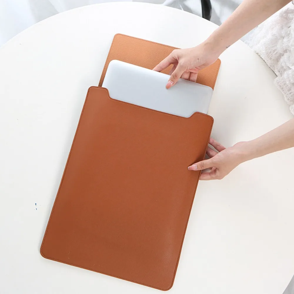 

PU Leather 14 Inch Laptop Sleeve Bag Adjustable Waterproof Laptop Sleeve Case Stain-resistant Ultra-thin Laptop Stand