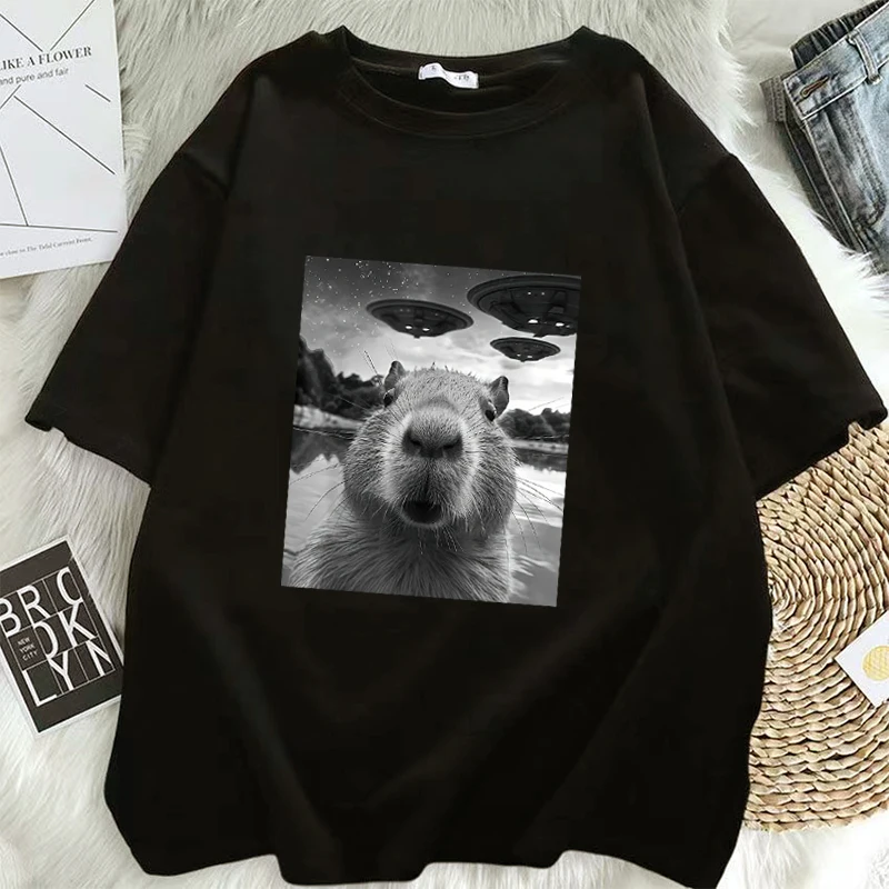 

Streetwear Capybara Print Crew Women T-Shirt Casual Short Sleeve T-Shirt for Spring Women's T-Shirt Tops Y2k Clothing Graphic