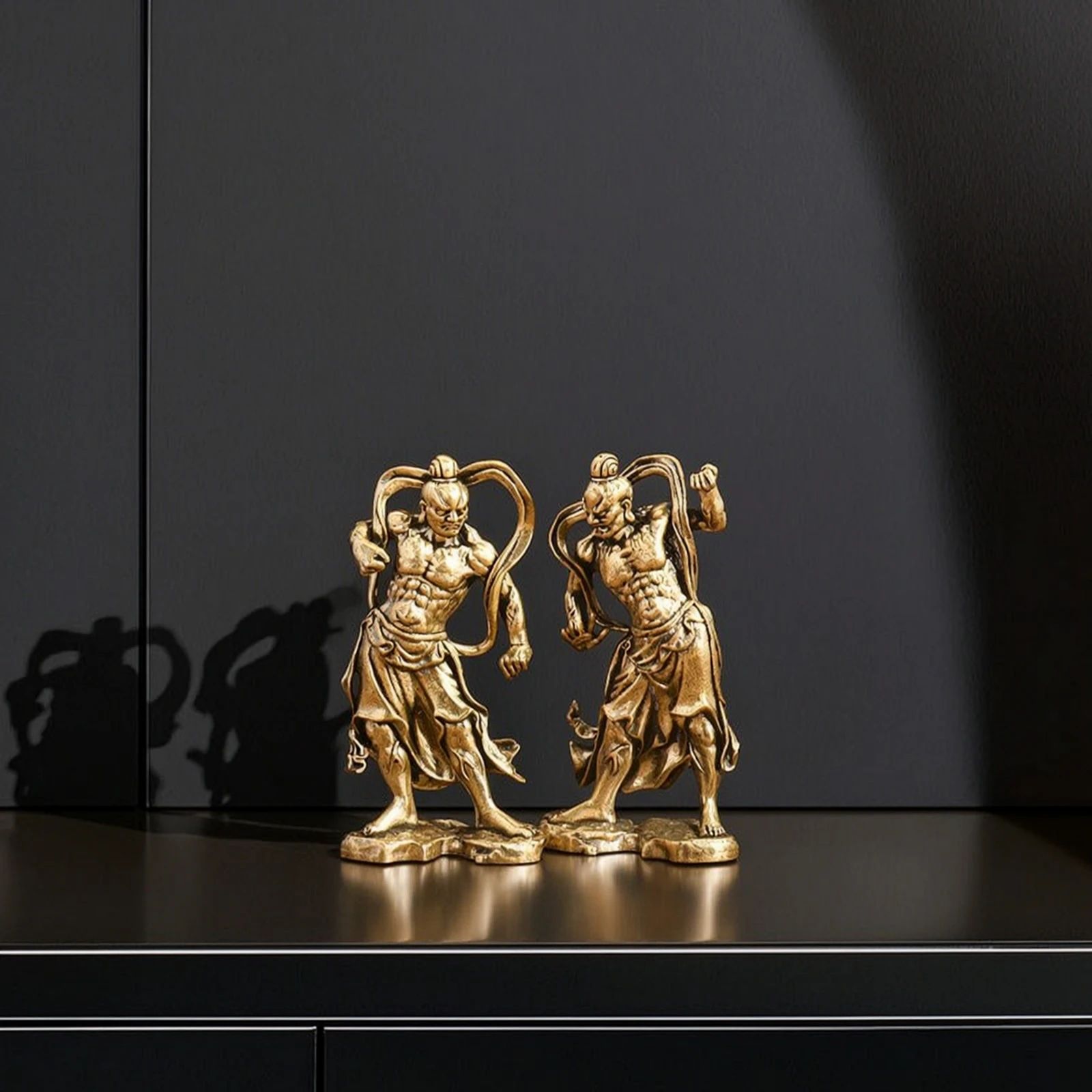 Warrior Figurine Sculpted Tabletop Ornament Decorative Figurine with Base Classic Tabletop Sculpture with Base Cold Cast Bronze