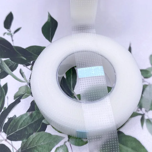 Imagen 2 del producto 40 rollos de cinta de pestañas de PE, cinta adhesiva transparente de tela transpirable para suministro de extensión de pestañas, cinta microporosa fácil de rasgar