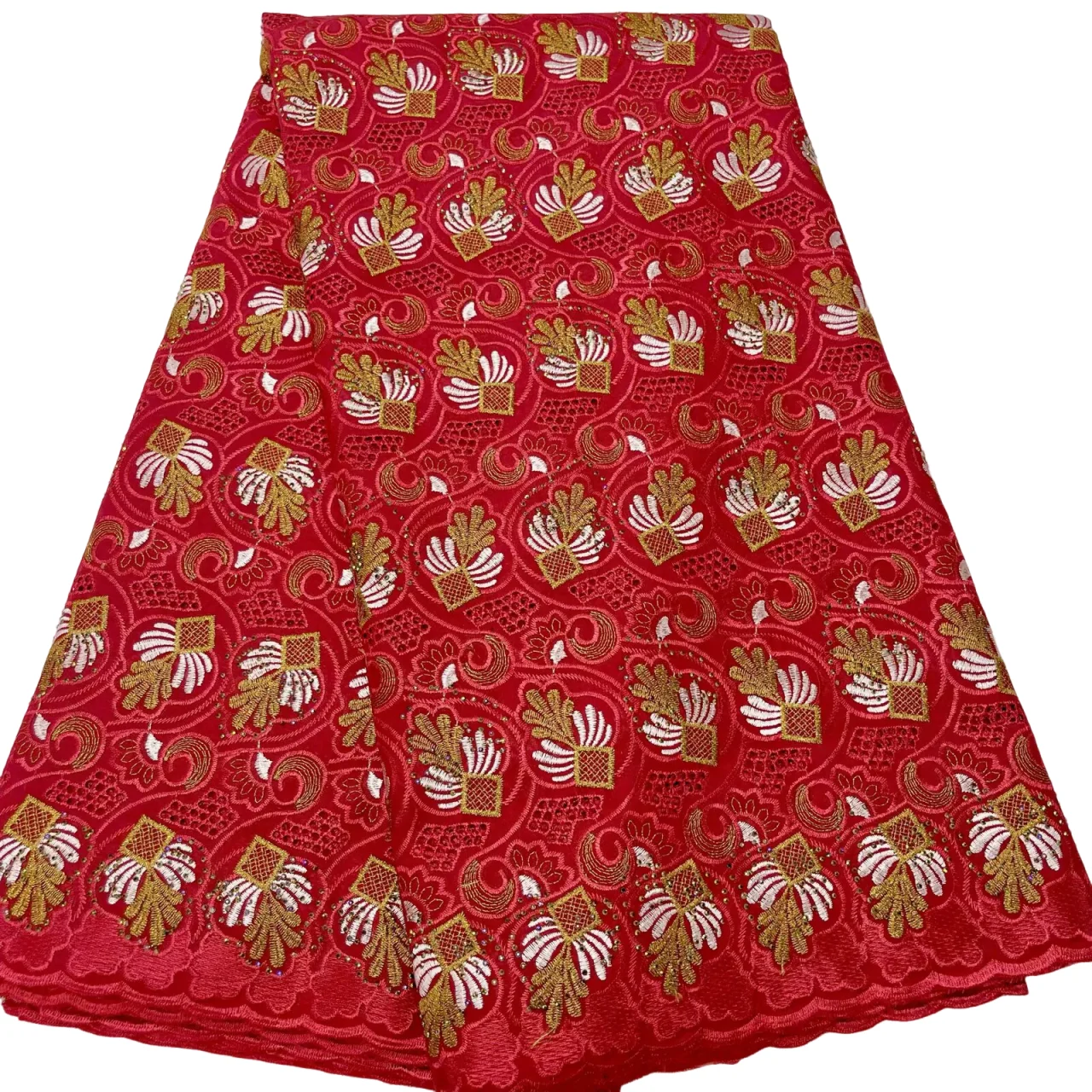 

Красная африканская хлопковая кружевная ткань, новинка 2025 года, 5 ярдов, швейцарская вуаль, кружево с камнями для шитья женских свадебных платьев, шитье
