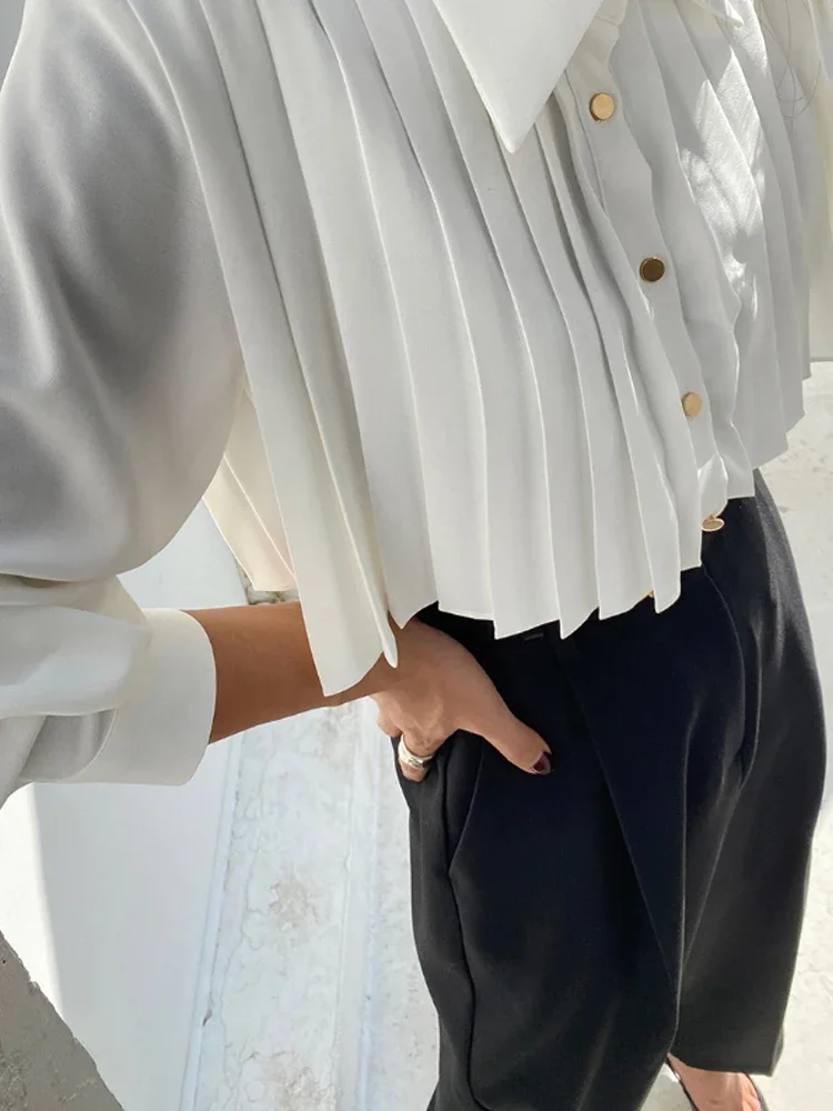 Matakawa Pleated Solid Women Shirts&blouses Retro Korean Fashion Spring Autumn Chic Blusas Mujer Elegant Simple Camisas