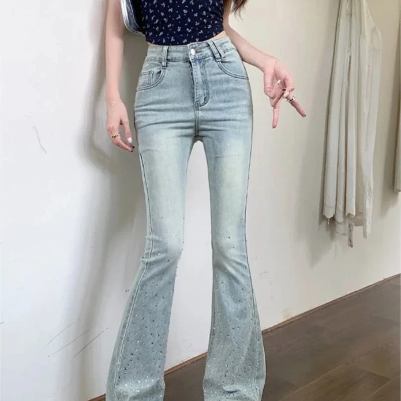 2025年秋 レディース ヴィンテージ フレア ジーンズ ラインストーン付き ベルボトム デニムパンツ ストリートウェア Y2K グランジ オリジナル ストレッチ トラウザーズ
