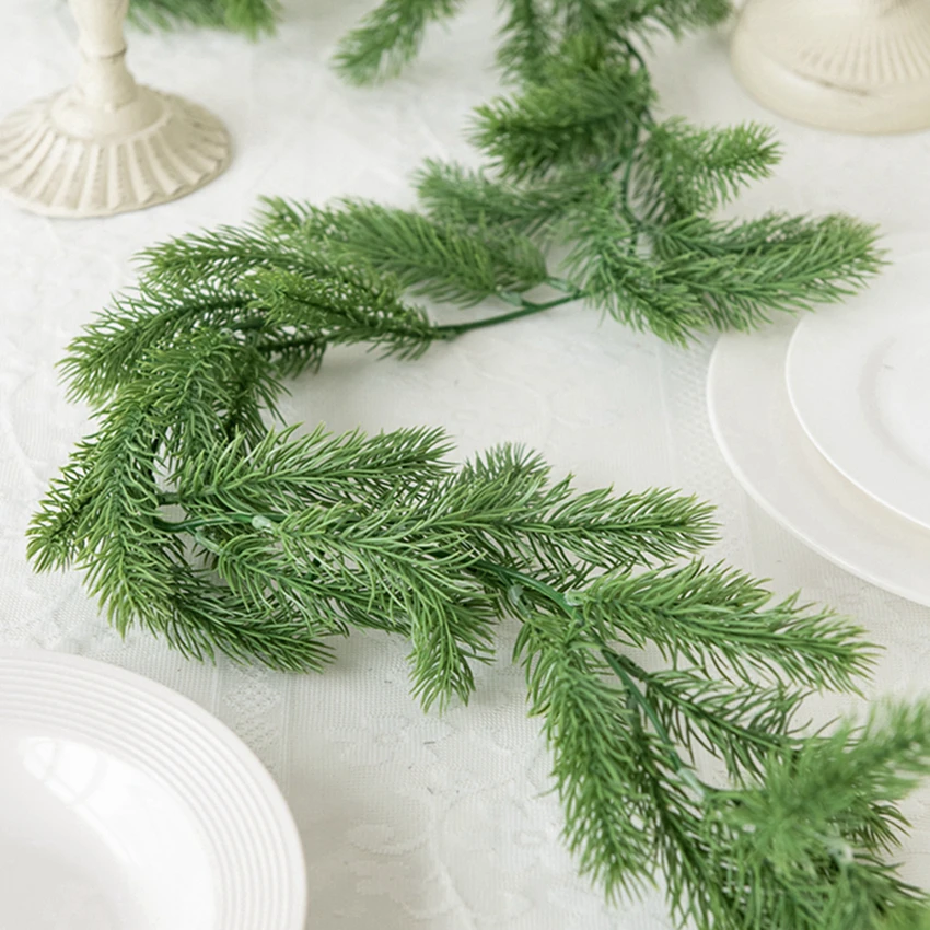 Thumbnail 4 - #21 Cheapest Christmas Tree Decorations Deals You Can Get