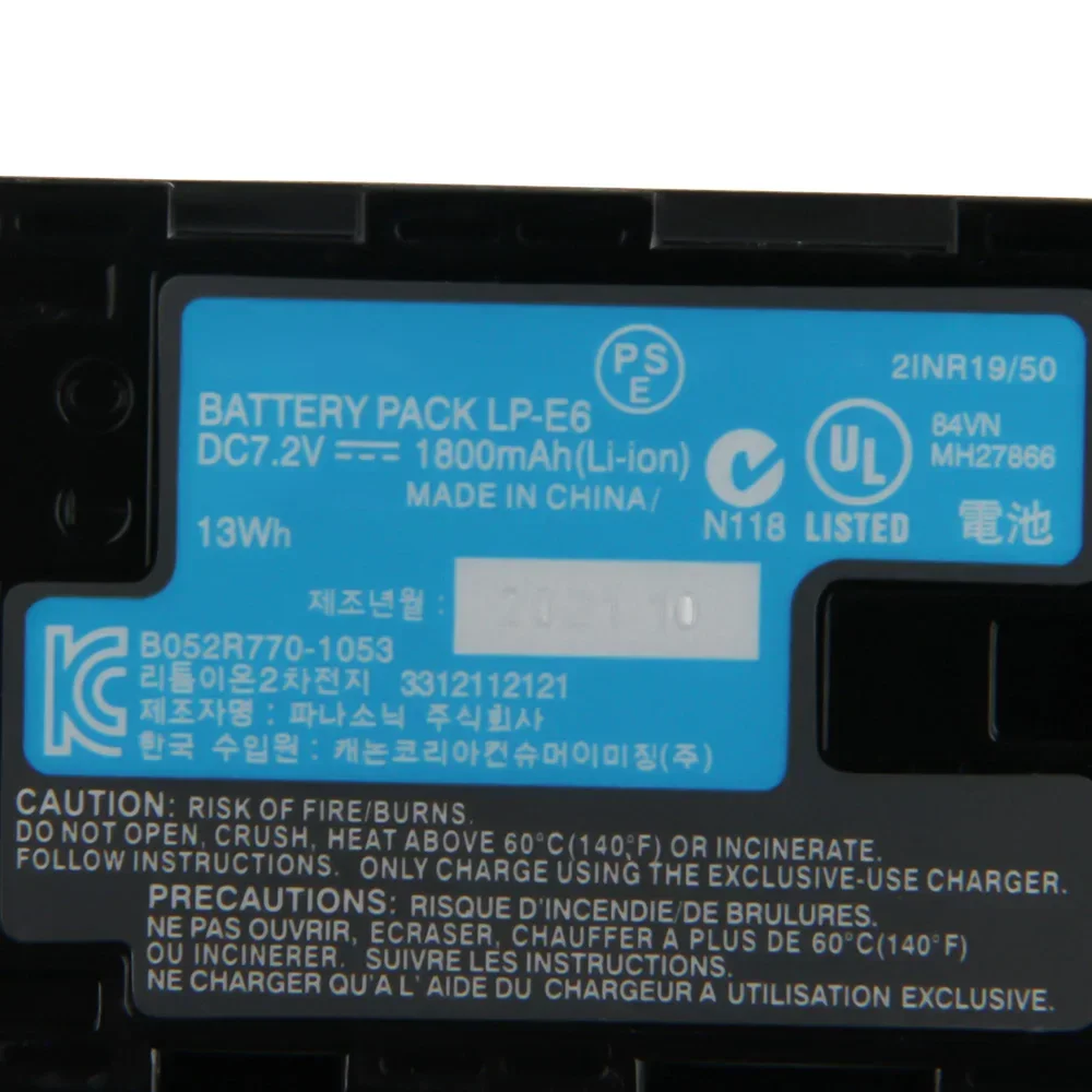 LP-E6 Battery + LP-… - image