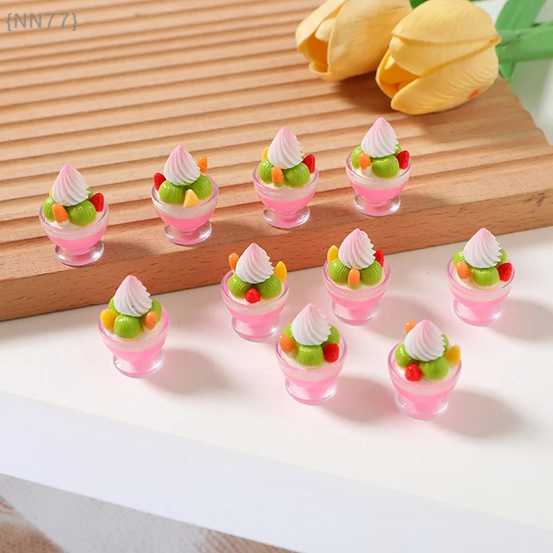 6 ชิ้น ของเล่นตุ๊กตาจิ๋ว ถ้วยครีมและไอศกรีมซันเดย์ - โมเดลขนมหวานจิ๋ว อุปกรณ์ตกแต่งบ้าน {NN77}