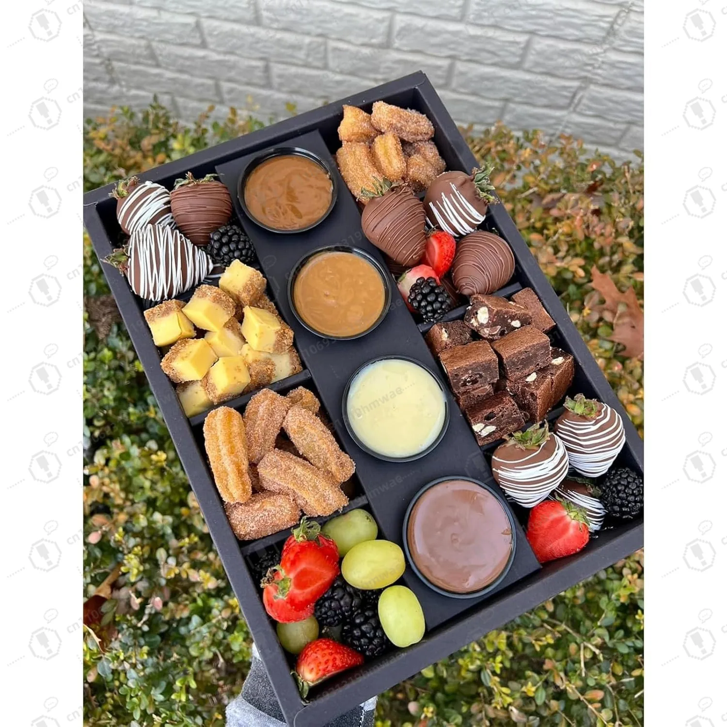 10Pcs Disposable 8 Compartment Paper Tray with Lids Ketchup Holder Food Container for Party