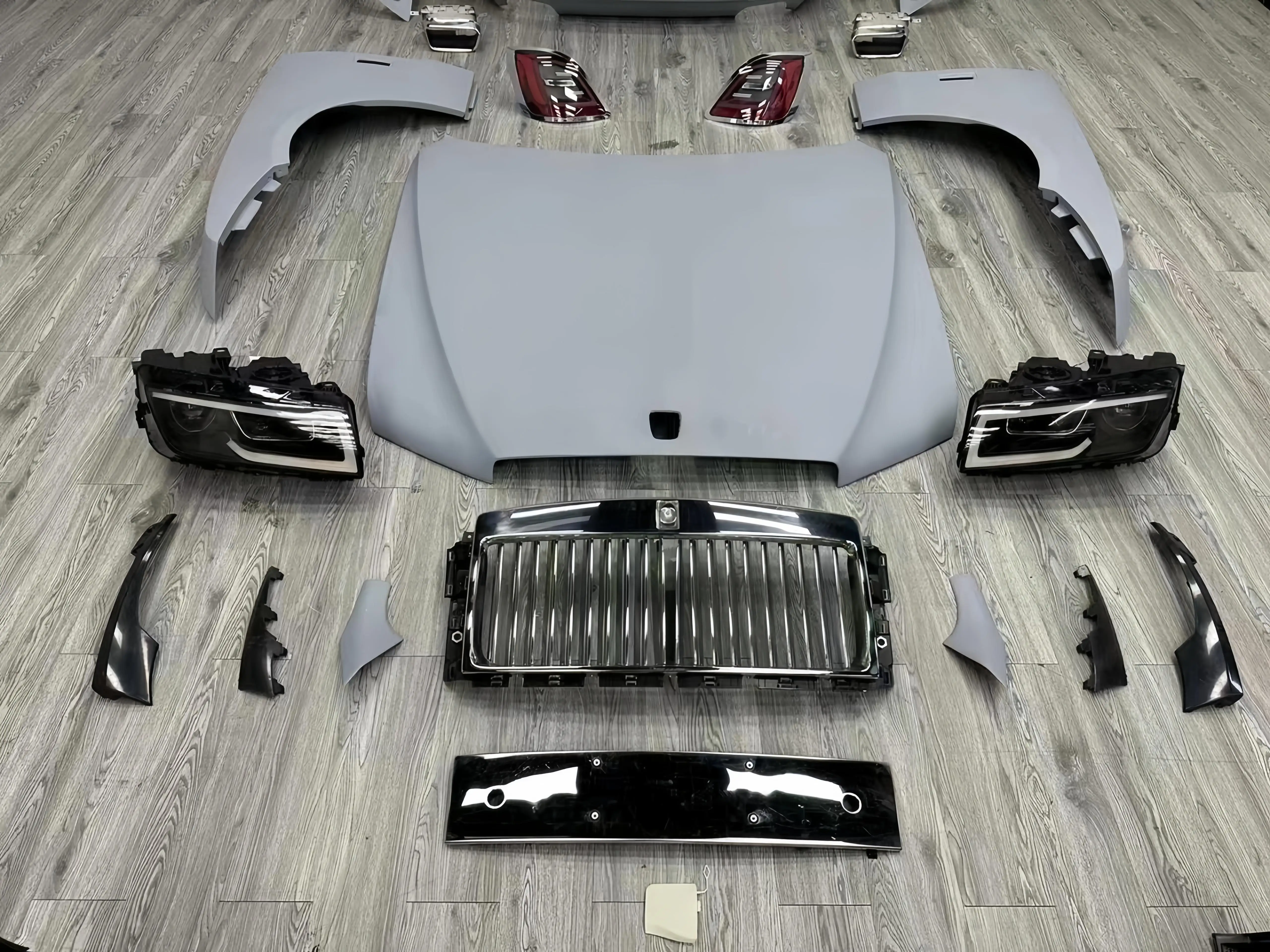 Extreme MakeoverFro Ghost 1st Generation Upgrade, 4th Generation Exterior Body Kit, Upgraded One-to-oneFull Custom Build With