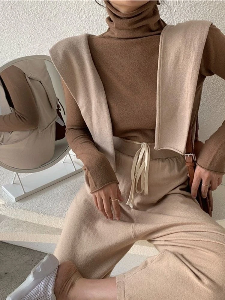 

Spring 2026 Women's High Collar Wool Knitwear Base Shirt Slim Fit Versatile Inner Wear Korean Style Commute Pure Color
