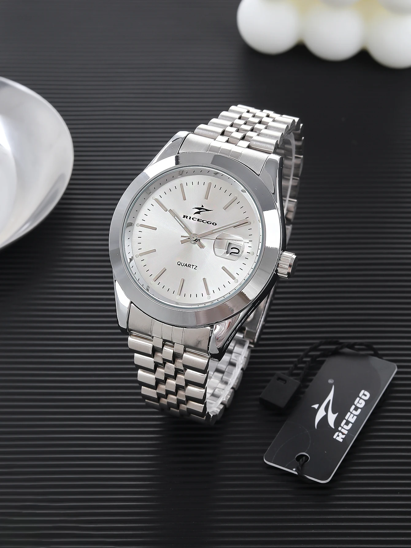 Ricecgo 1Pc Men's Classic Quartz Watch - Business Style, Round Dial, Bar Markers, Calendar Display, Stainless Steel Strap, Quartz Movement, Suitable for Daily Wear, Ideal Gift for Birthdays or Special Occasions