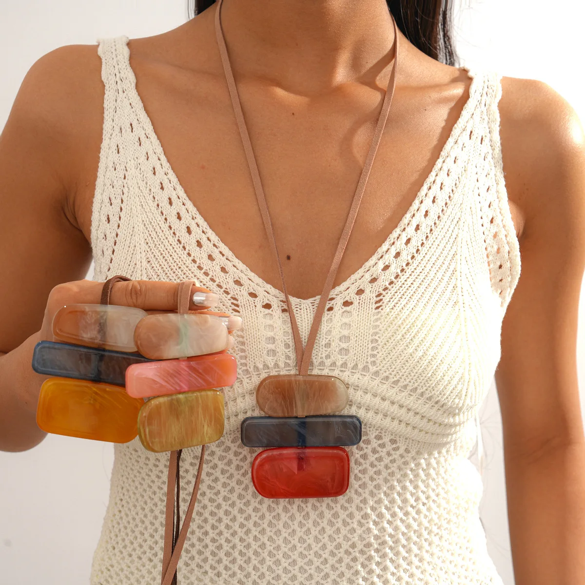 New Irregular Smudging Acrylic Pendant Necklaces for Women Bohemian Adjustable Long Rope Sweater Chain Statement Jewelry Bijoux