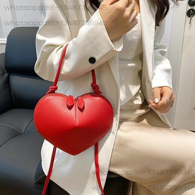 Free Shipping  Fashion Street Shot Convex Shape, New Love Bag, Cute, Portable Messenger Mobile Phone Bag.