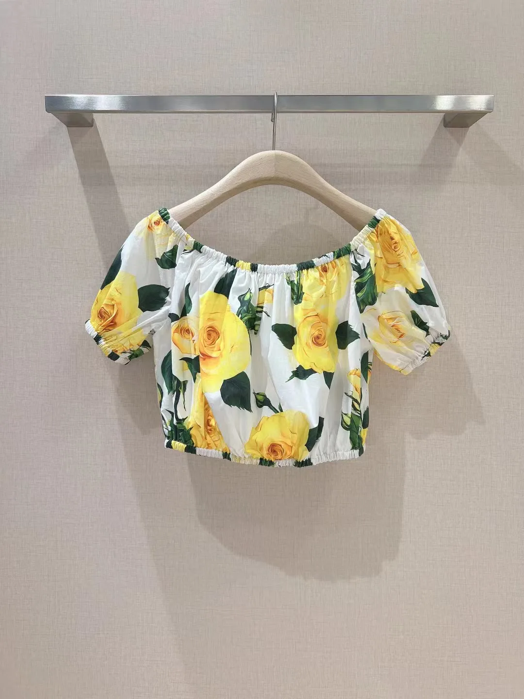 2024 New High end Customized Yellow Rose Floral Printed Poplin One Line Neck Top