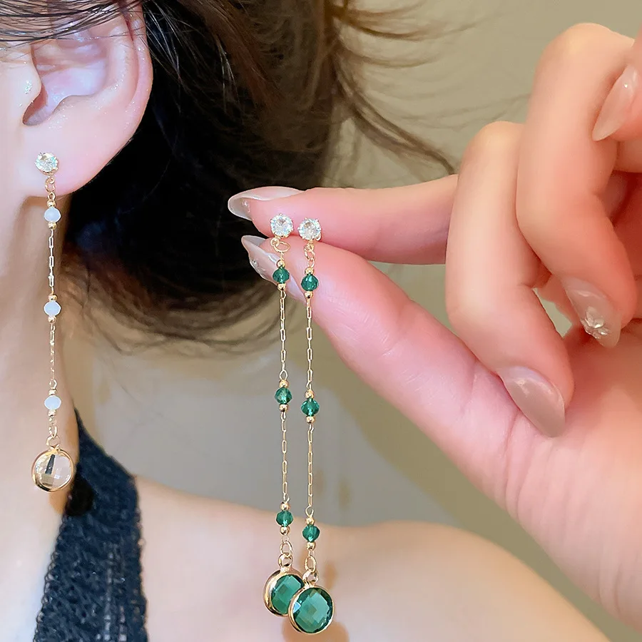 

Retro Green Water Droplet Tassel Dangle Earrings for Women Simple Glass Beads Long Pendant Earrings Banquet Jewelry Accessories