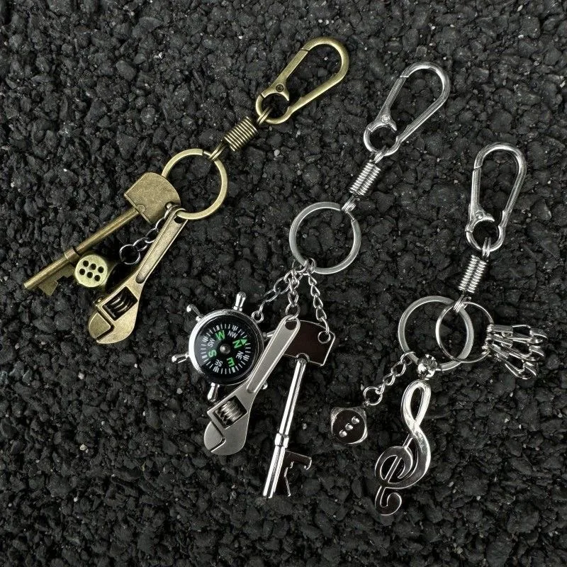 

Original Design Keychain Outdoor Fashion Pendant Waist Metal Backpack Ornament