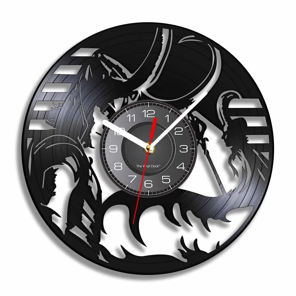Movie Character Loki Vinyl LP Record Wall Clock Retro Comic Art Home Decor Watch Norse Mythology Viking Vinyl Disk Crafts Clock