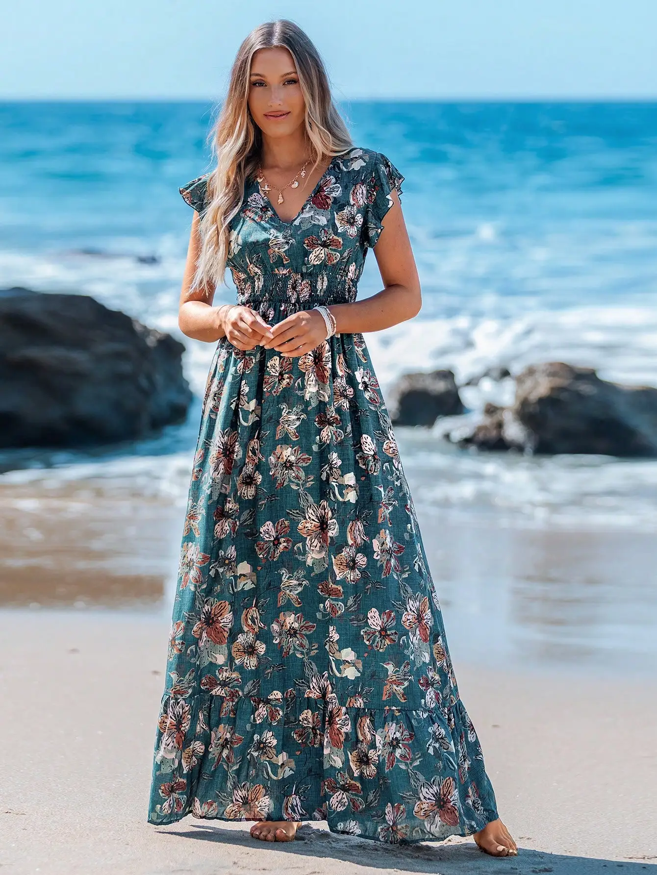 

Повседневное длинное платье А-силуэта с цветочным принтом, рукавами-крылышками и присборенной талией