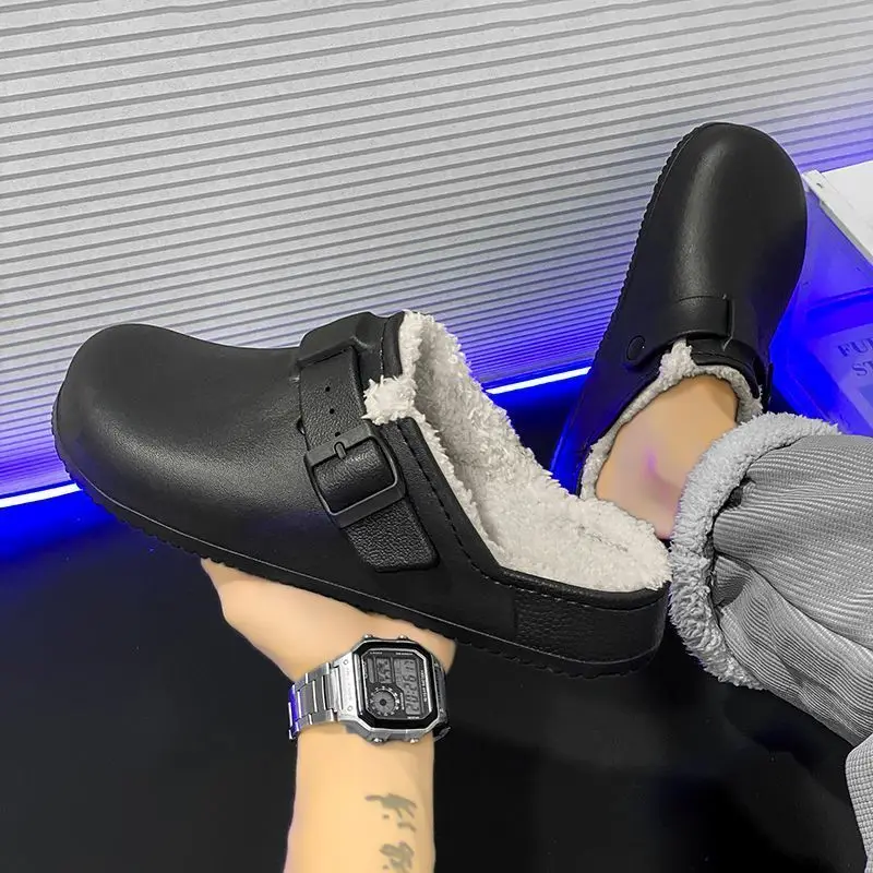 

Men's 2025 New Thick Furry Winter Slippers Outdoor Fleece Lined Cotton Shoes with Chunky Sole Thermal Design Footwear for Men