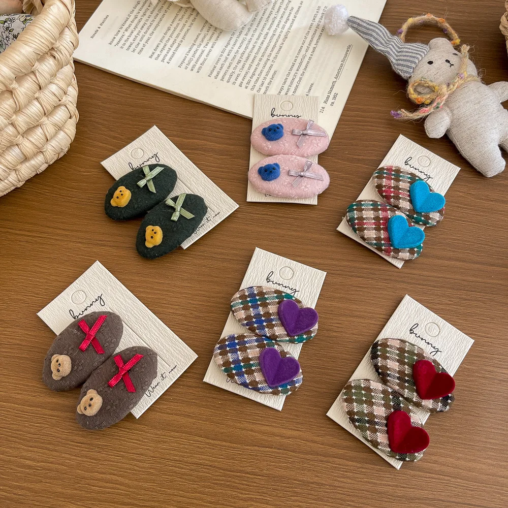 

2pcs Plaid Fabric Oval BB Clip Cartoon Bear Children's Hairpin Cute Bow Hair Clip Hairpin Bangs Side Clip Girl Hair Accessories