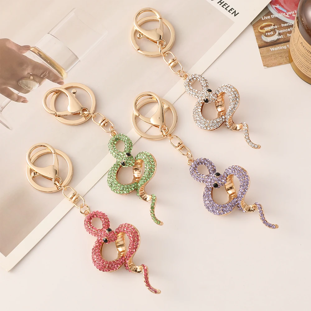 Snake Keychain Crystal Rhinestone Key Ring Women\'s Handbag Pendant Souvenir Gifts for Family and Friends