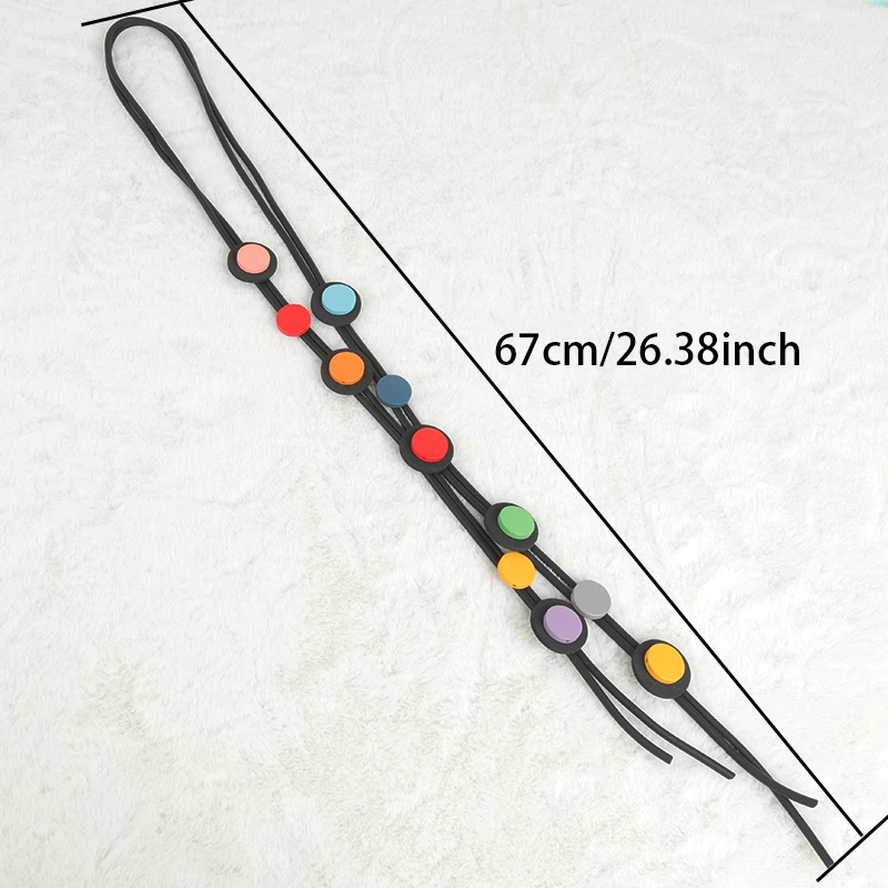 UKEBAY Bunte Anhänger-Statement-Halskette aus Gummi für Frauen, Moderner Boho-Modeschmuck für Party und Alltag, Einzigartiges Design – Detail 5