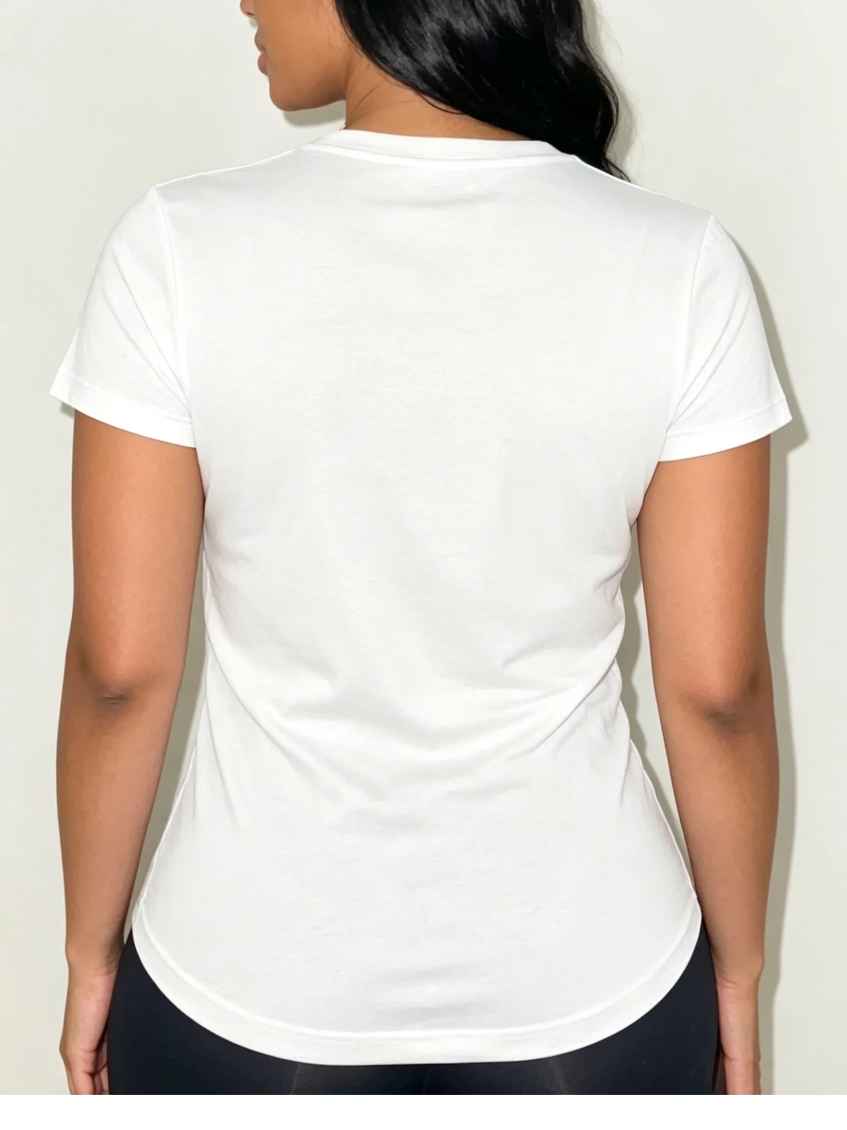 Plus-size Printed T-shirt, Women's Simple and Stylish Regular Casual T-shirt, Suitable for All Seasons.