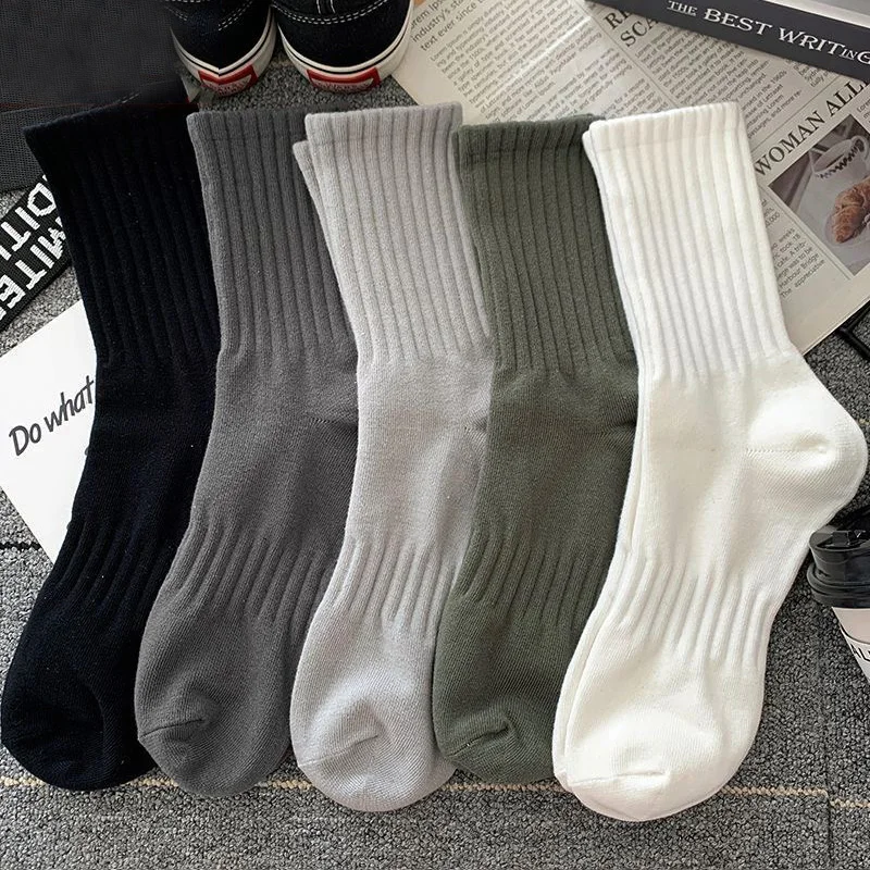 5 pairs of men\'s autumn and winter soft breathable solid color high elastic waistband casual mid tube socks