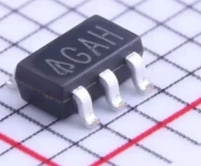 

20 шт./лот AP2204K-3.3TRG1 SOT23-5, новый оригинал, в наличии