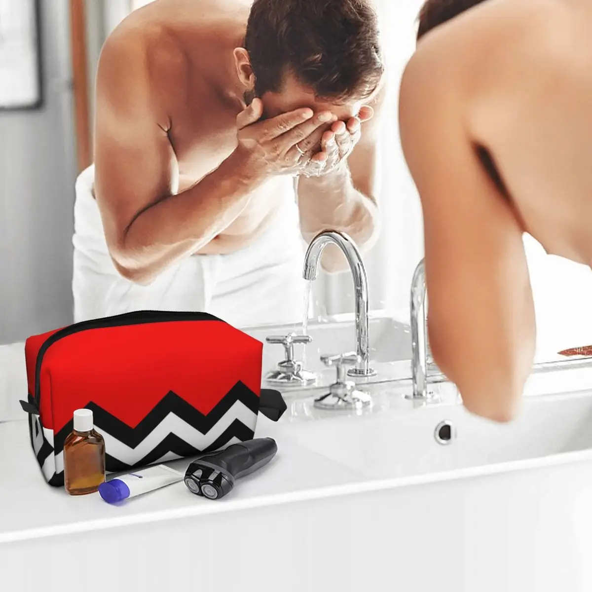 حقيبة مكياج بنمط توين بيكس بلاك لودج، منظم مستحضرات التجميل، مجموعة أدوات التخزين، حقيبة مستحضرات التجميل للنساء، مقلمة للسفر