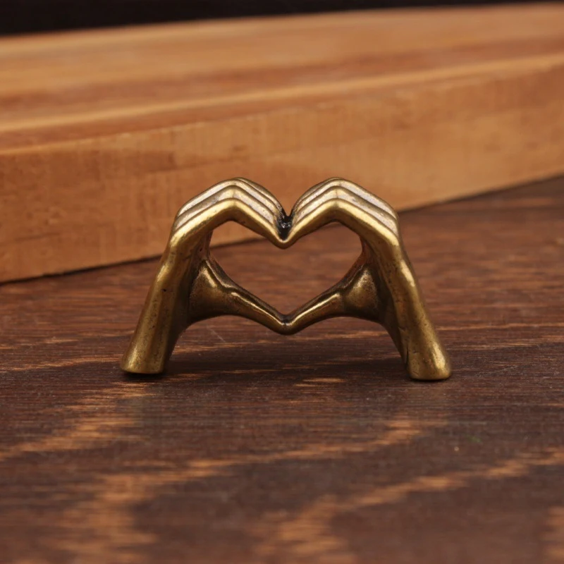 Mini Alloy Love Hand Sculpture Office Desktop Valentine Decoration Thanksgiving Christmas Gift Collection