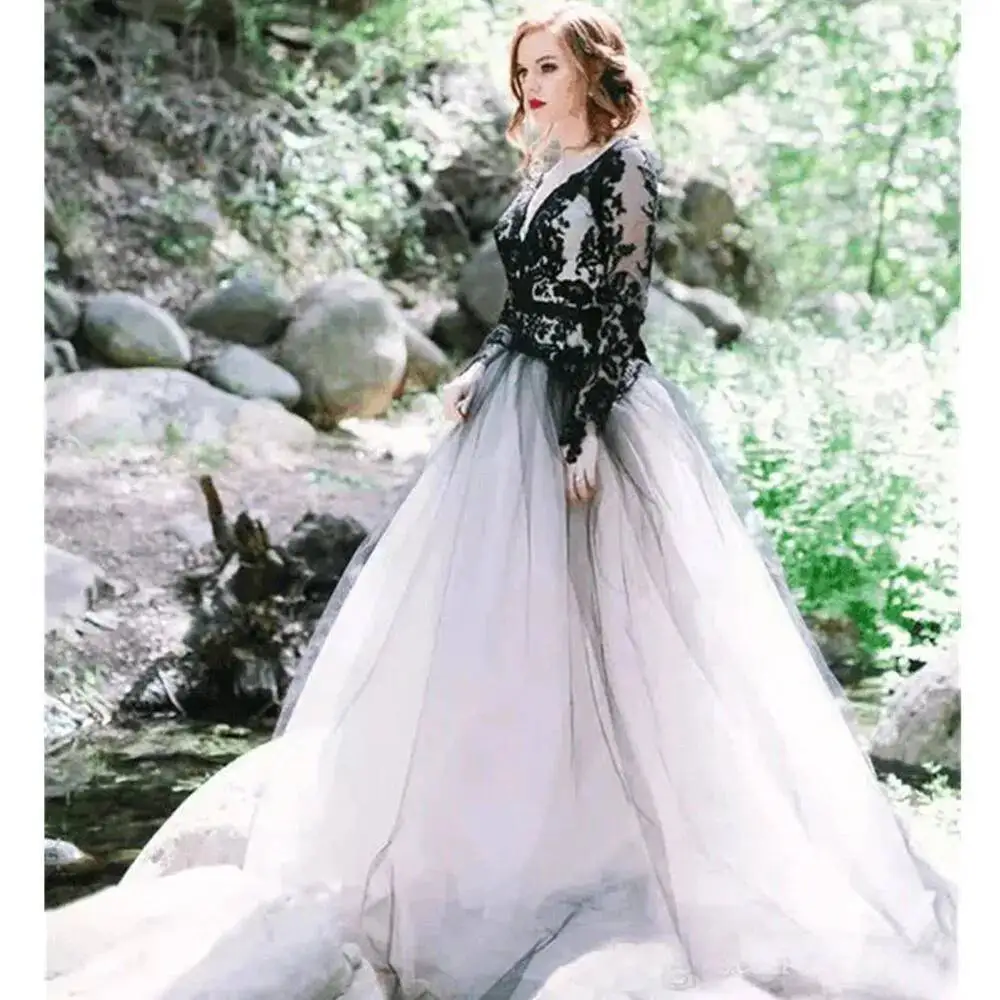 

Gothic Black A Line Wedding Dresses Long Sleeves Western Country Sexy Backless Bridal Gowns Lace Floor Length Vintage Second