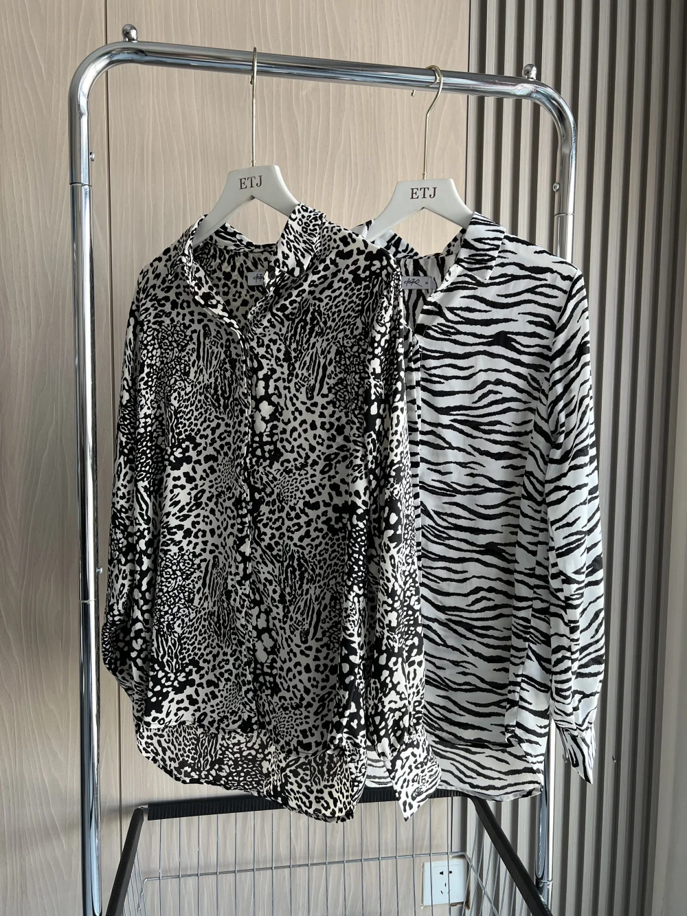 Animal Print Shirt Spring 2024 traf Fashion leopard print zebra print long-sleeved chiffon shirt for women