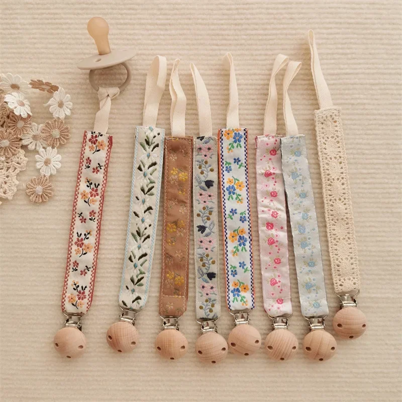 Retro Flower Newborn Pacifier Holder for Boy Girl Embroidery European Flower Baby Pacifier Clip Chain Pacifier Accessories