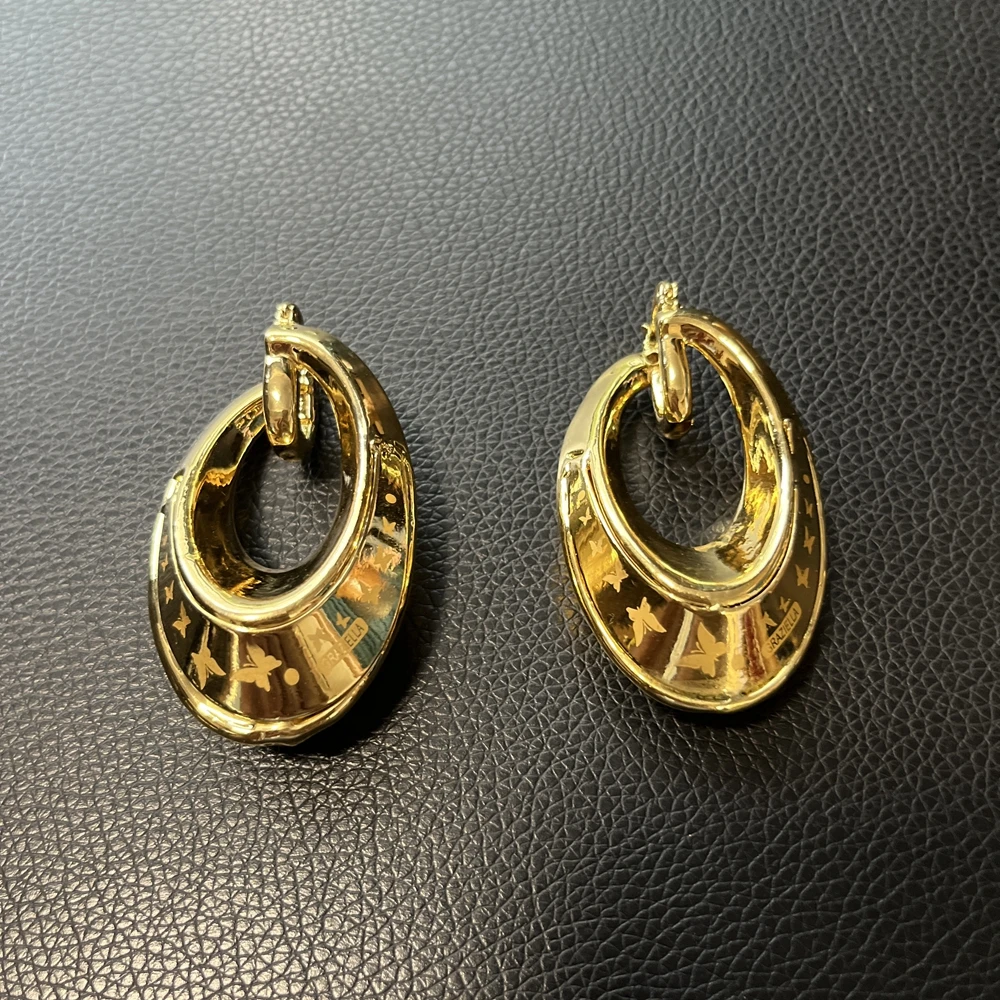 Fashion Mirror Butterfly Print Oval Hoop Earrings Gold Plated Smooth Polished Huggie Jewelry for Women Office Date Gift EK183