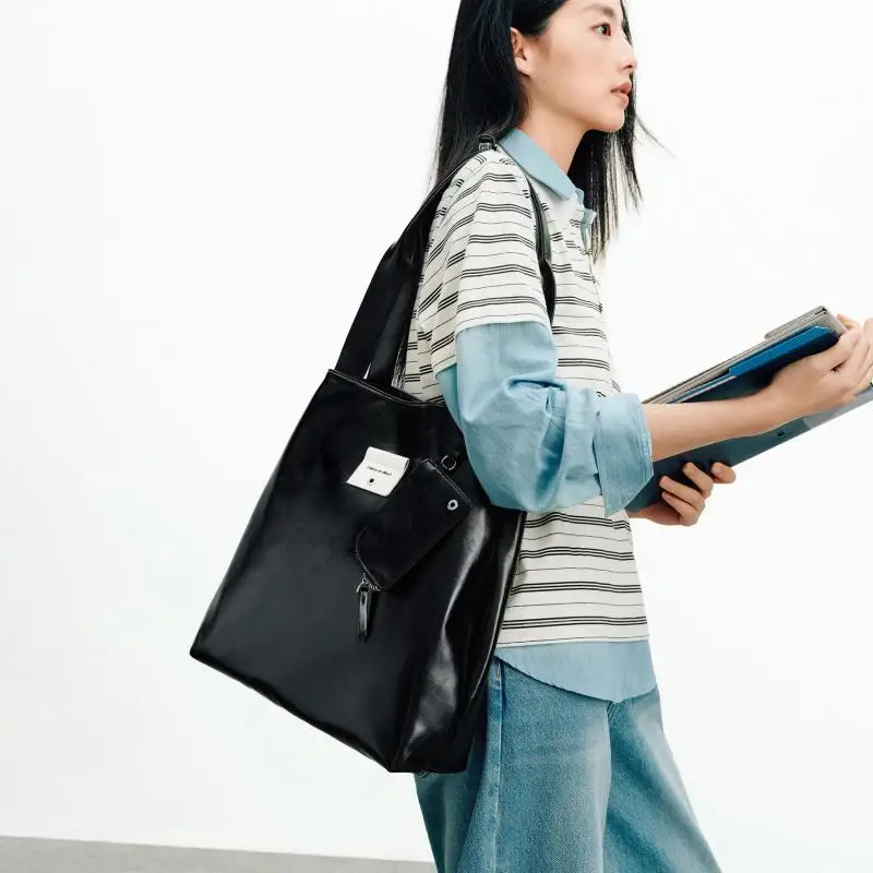 

Новые модные сумки на плечо из лакированной кожи с блестящей поверхностью в форме ведра с большой вместительностью, простая и повседневная универсальная женская сумка