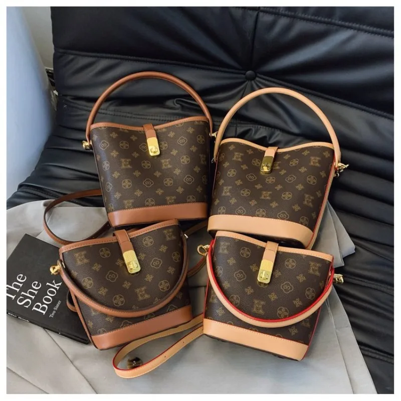 

Стильная и модная сумка для подгузников премиум-класса, дизайнерская сумка через плечо для женщин, вместительная, винтажная, стильная сумка-мессенджер.