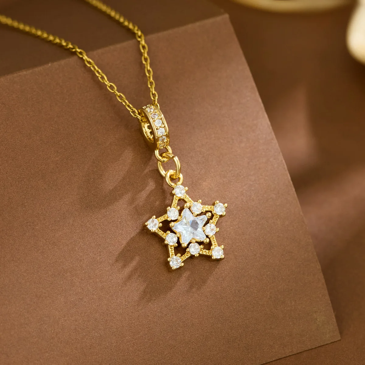 

Pentagram Pendant Necklace Exquisite Niche Design Collarbone Chain Women's Jewelry Tide