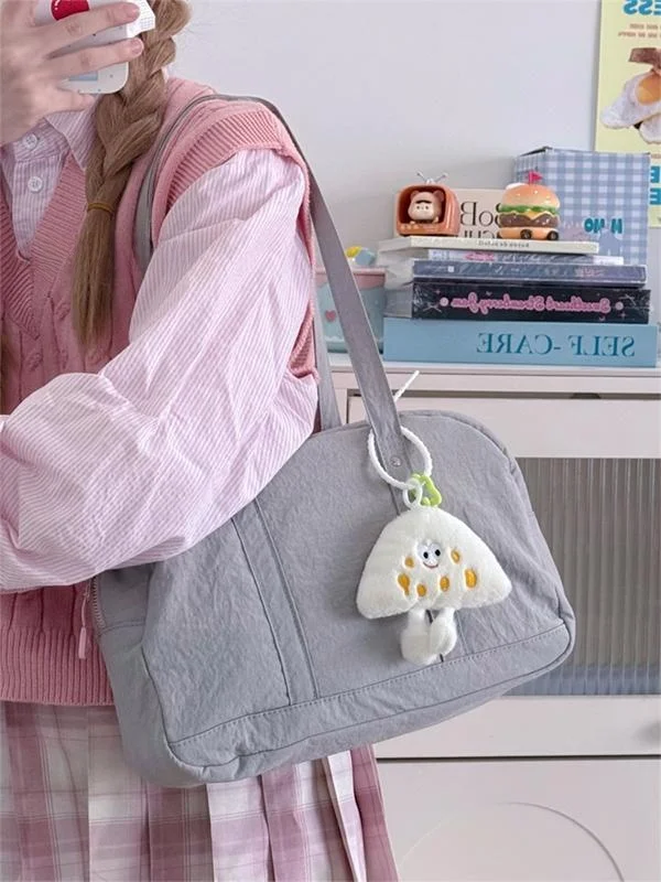 

Casual Spor Pure Color Lightweight Versatile Bowling Bag Underarm Handbag for Young Women Soft Nylon Material Zipper Closure