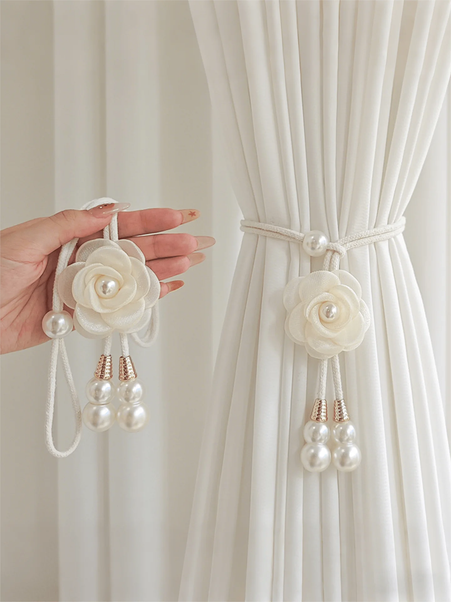 2/4pcs Realistic Rose Flower Curtain Tiebacks, Vintage Romantic Curtain Ropes, Lifelike Floral Curtain Tiebacks, Elegant Design, No-Drill Decorative Curtain Hanging Ropes, Suitable For Bedroom, Living Room, Wedding, Anniversary Dinner Decoration