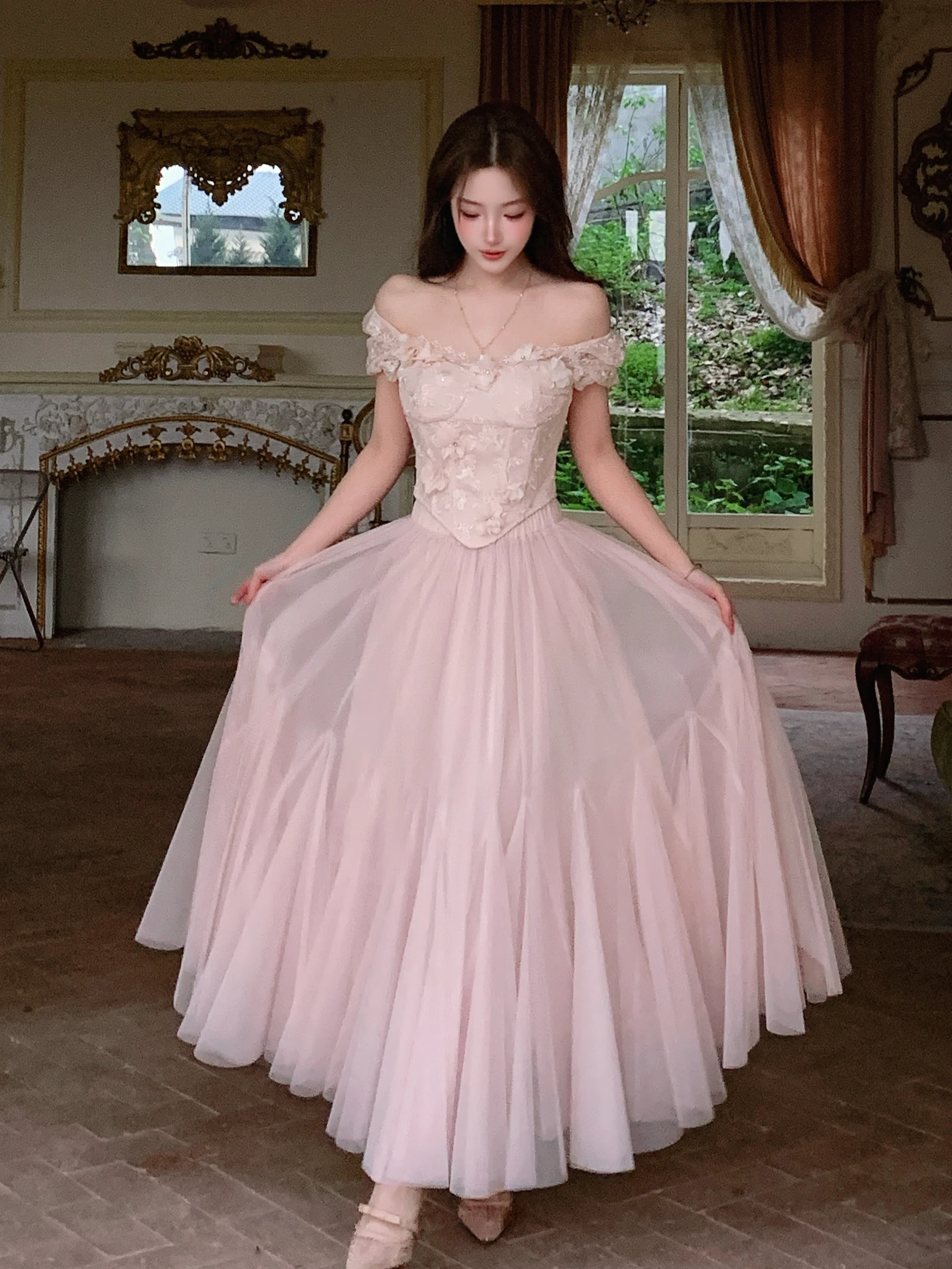 

Комплект: топ с изысканной вышивкой и кружевом в стиле Pure Desire, юбка из сетки с высокой талией, мягкий топ с цветочным узором, рукава-фонарики, короткая длина, элегантный дизайн.