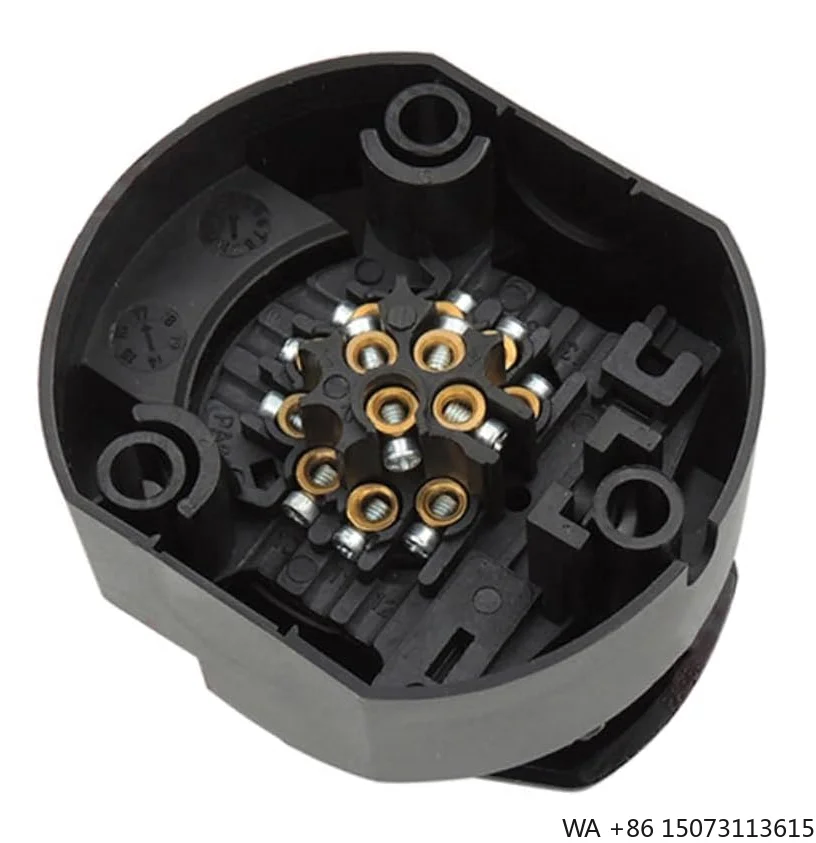 Waterproof 12V 13-Pin Plastic Trailer Socket for Truck Motorhome Caravan