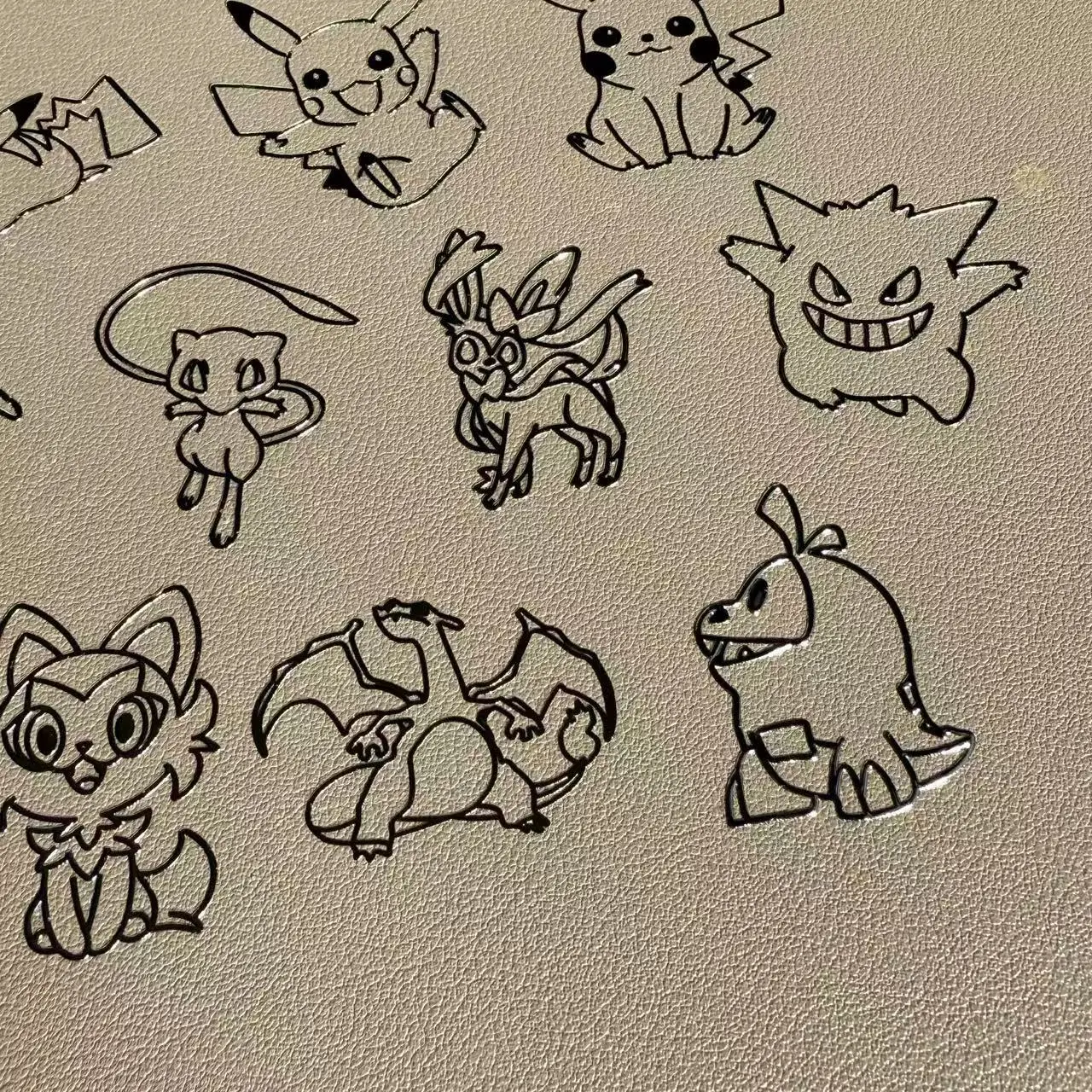 New Pokémon 3D 3D Pikachu Charizard Metal Ladder Cartoon Mobile Phone Tablet Laptop Headphones Decoration Decal